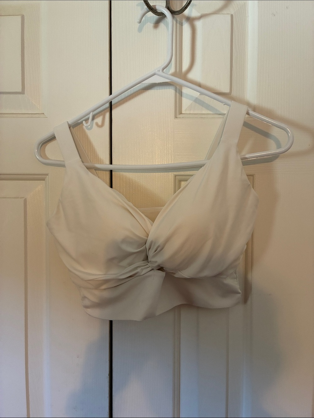 HALARA Cream Twist Bralette with Wide Straps
